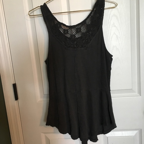 Tank - Picture 4 of 4